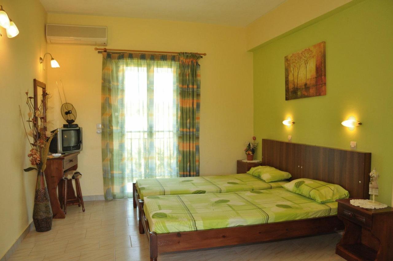 Athina Studios Argassi Room photo